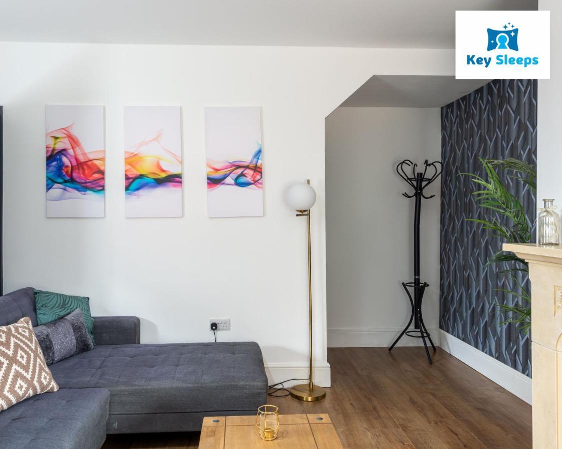 Five Bedroom Spacious Modern House By Keysleeps Short Lets Workington Lake District Beach Buitenkant foto