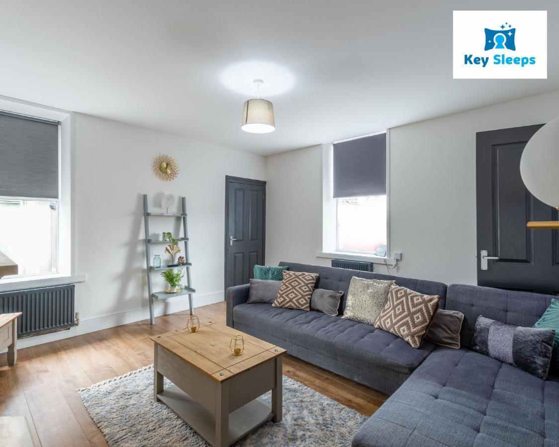 Five Bedroom Spacious Modern House By Keysleeps Short Lets Workington Lake District Beach Buitenkant foto