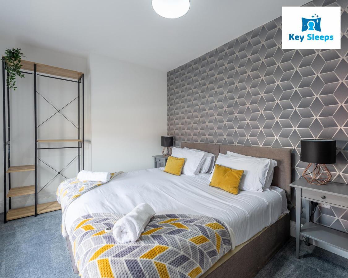 Five Bedroom Spacious Modern House By Keysleeps Short Lets Workington Lake District Beach Buitenkant foto